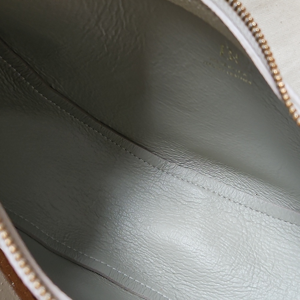 Banana Repeblic Vida Half-moon Shoulder Bag - Picture 7 of 10